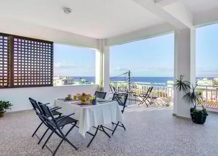 Sea And Mountain View アパート